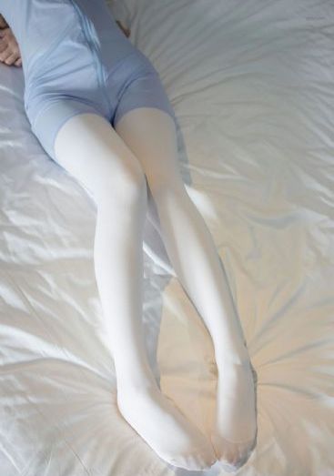 丰满女邻居的嫩苞张开电影_国产剧免费电视剧