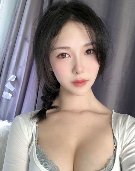我和大佬的三百六十五天_HD高清免费观看