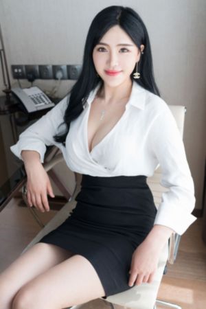 三攻一受4p肉调教太子视频_超清完整视频观看