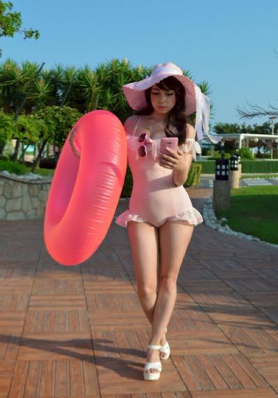 女人和拘做受高清_超清手机在线看