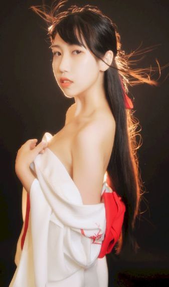 关于一个男孩_超清手机在线看