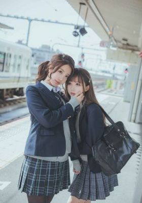 我让最想拥抱的人给威胁了动漫_DVD电影在线看